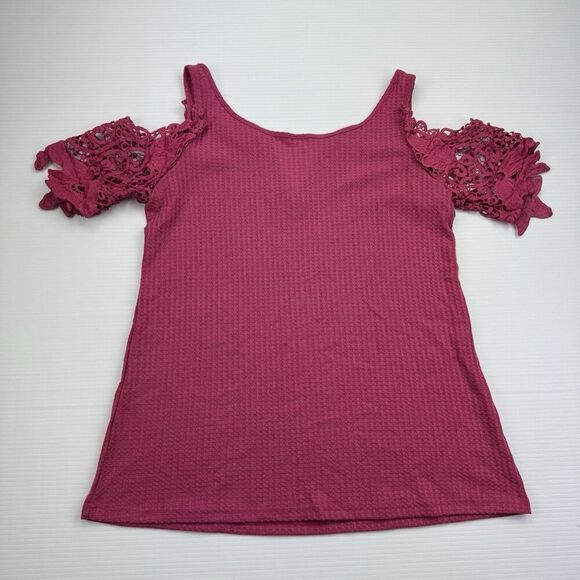 Pink Waffle Knit Short Sleeve Shirt Size Medium Lace Sleeves Front Zip - Picture 2 of 5